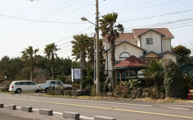 Seoguipo Haebichi House Pension
