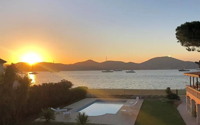 Villa Playa del Sol - B1