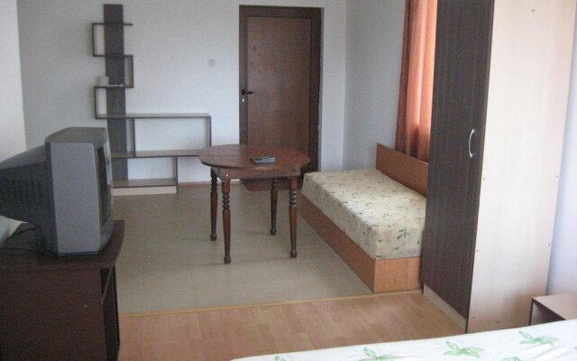 Отель Kendros Guest House Варна комната для гостей