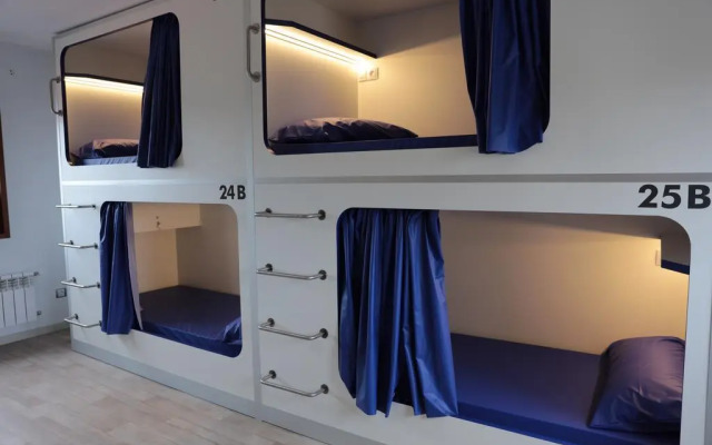 Zendoira - Hostel