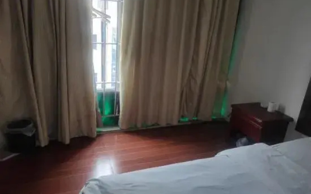Jixuan Hotel