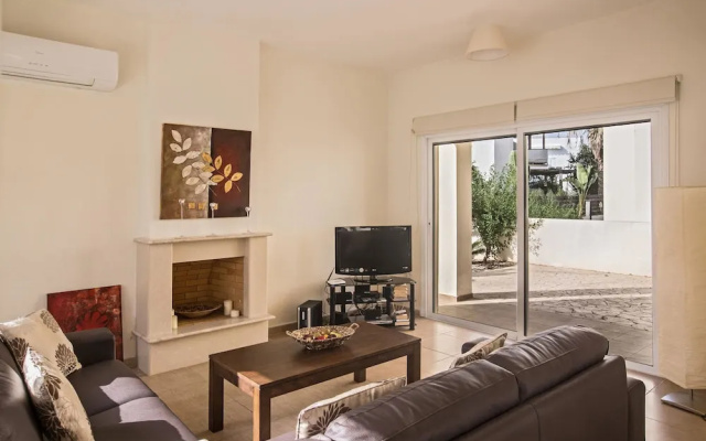 Cyprus Villa Delfini 05 Gold