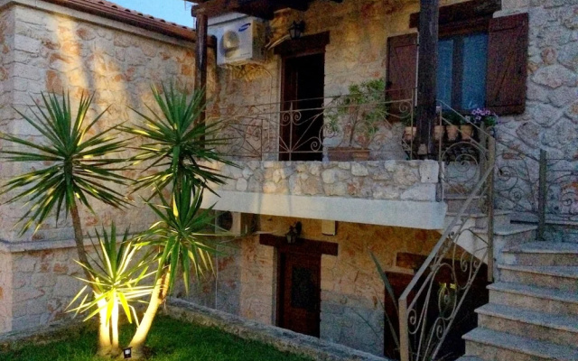 Luxurious Stone House in Elani
