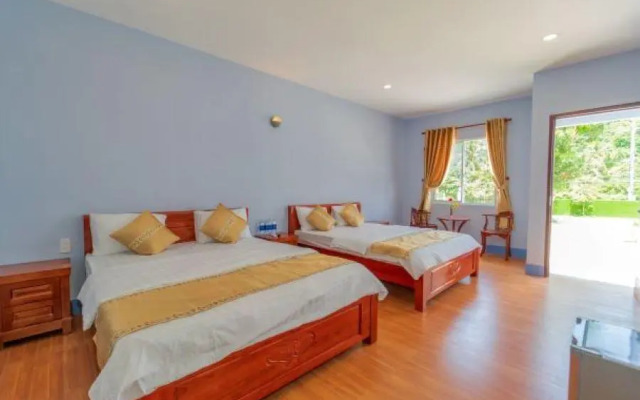 Bungalow Hotel