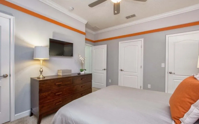 Storey Lake-4 Bedroom Townhome W/spashpool-1629st Townhouse