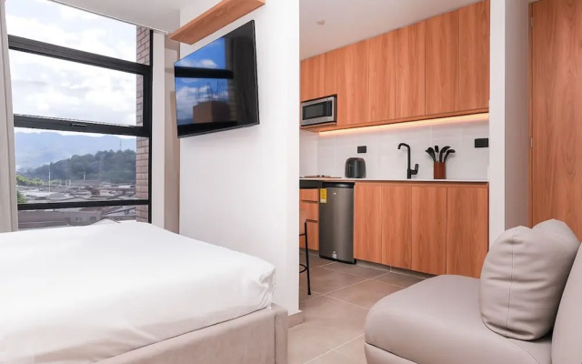 Metropolitan Living - 412b