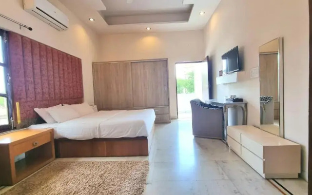 Giovanni Suites