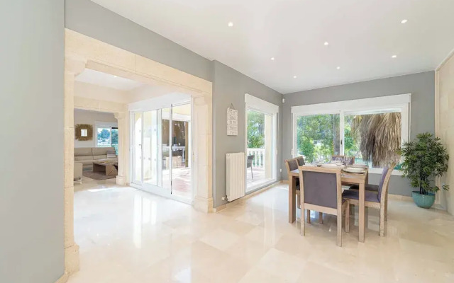 Villa Montgo View