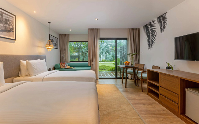 Outrigger Khao Lak Beach Resort