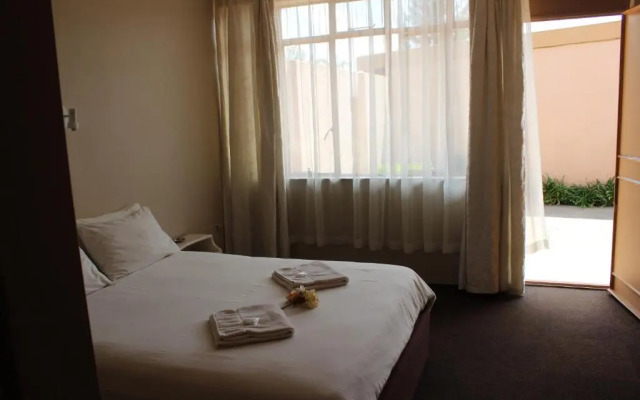 Travel Lodge