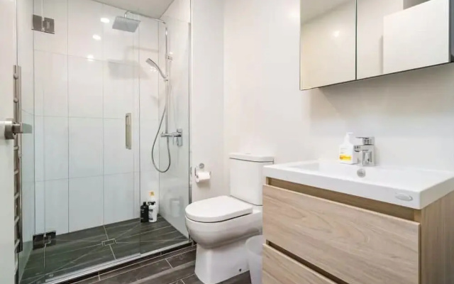 New Two Bedroom Apartment in CBD