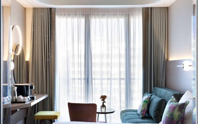 Zeus Essence Wyndham Athens Residence
