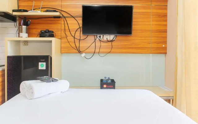 Cozy Studio At Springlake Summarecon Bekasi Apartment