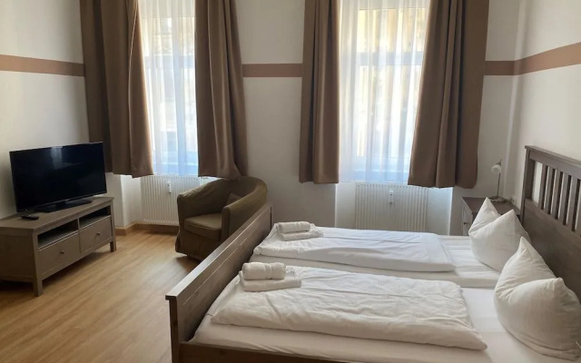 An der Porzellan-Manufaktur Pension