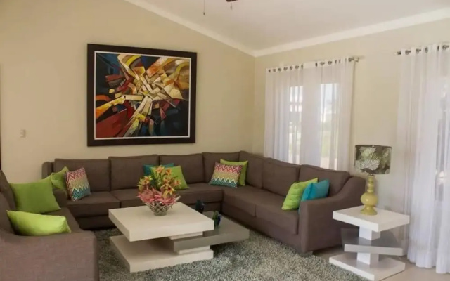 Villa With 4 Master Bedrooms w/ En-suite Bathrooms