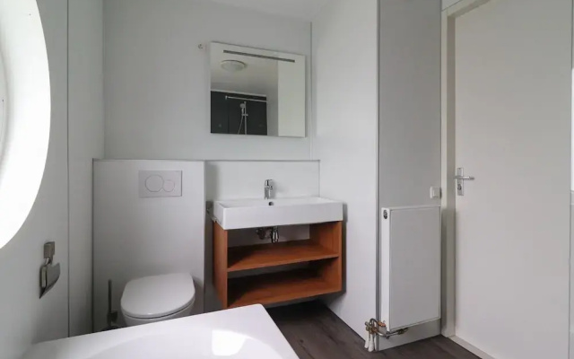 Nice Holiday Home With Bubble Bath