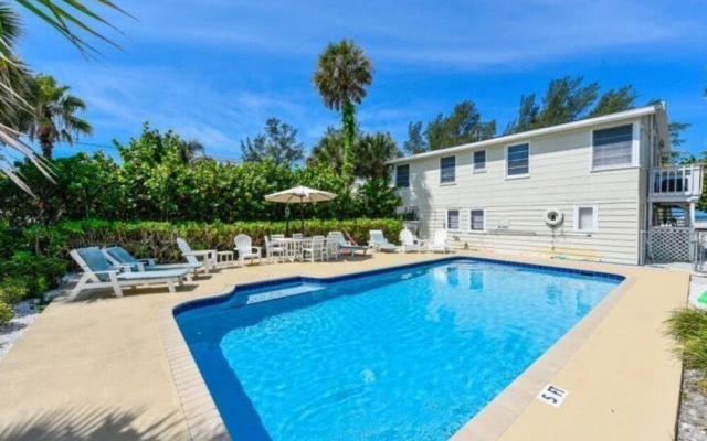Avenue F #54471 - 1 Br Home