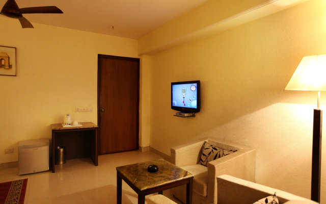 Отель The Class - A Unit of Lohia Group of Hotels Индия, Нью-Дели - отзывы, цены и фото номеров - забронировать отель The Class - A Unit of Lohia Group of Hotels онлайн комната для гостей