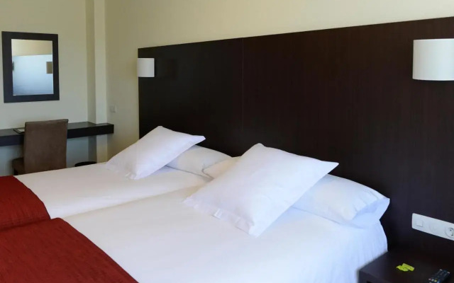 Hotel Santiago Apostol