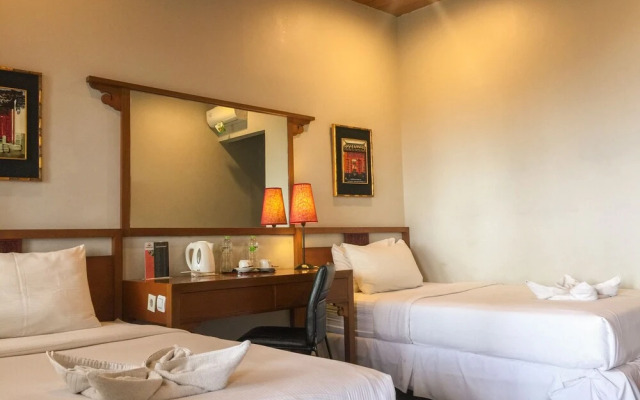 Rumah Stroberi Organic Farm and Lodge