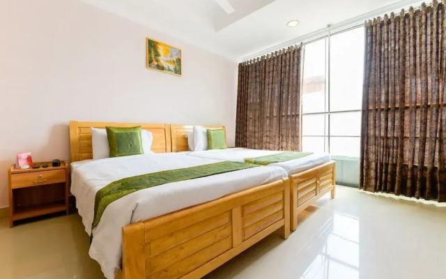 Tri Star Regency by OYO Rooms