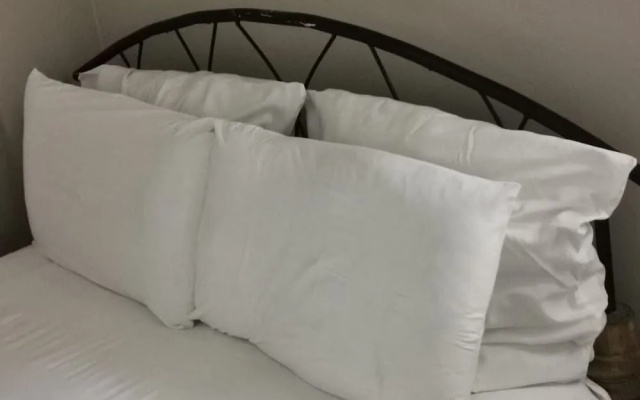De Lambert Guesthouse