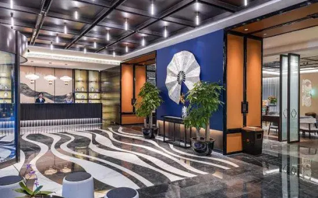 Jinjiang Metropolo Hotel (Guiyang Huaxi Park Huaxi District Government)