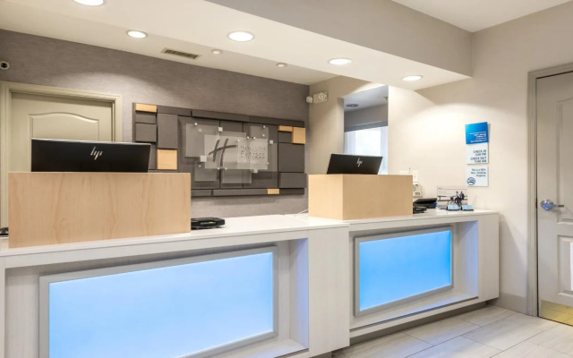 Holiday Inn Express & Suites Lagrange I-85 by IHG