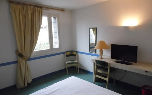 Les Provinciales Hotel & Restaurent