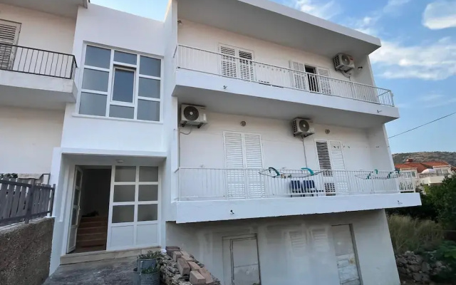 Apartment with balcony Nike