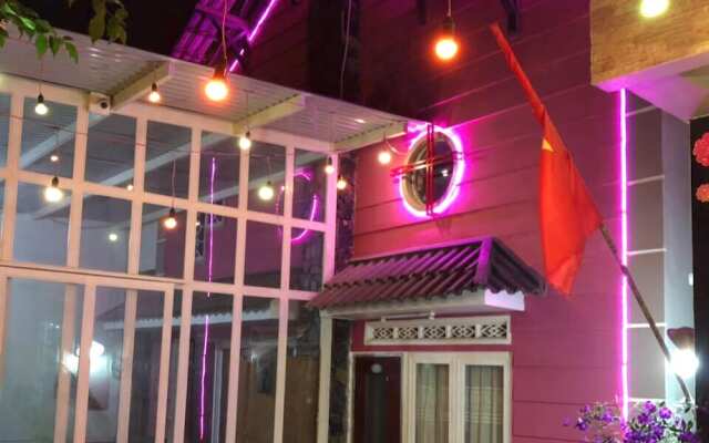 Отель Hai Cay Thong Homestay - Hostel Вьетнам, Далат - отзывы, цены и фото номеров - забронировать отель Hai Cay Thong Homestay - Hostel онлайн
