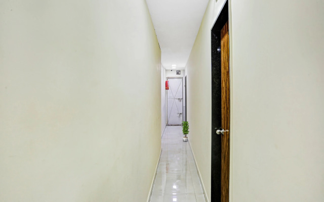 OYO 92129 Hotel S K Palace