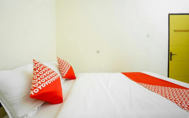 OYO 2319 Tengkawang Residence
