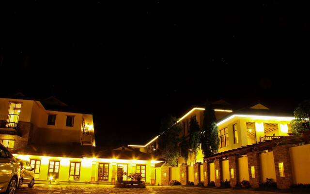 Отель Atithi Resort & Spa Непал, Покхара - отзывы, цены и фото номеров - забронировать отель Atithi Resort & Spa онлайн вид на фасад