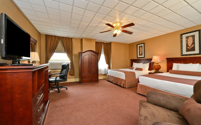 Genetti Hotel, SureStay Collection by Best Western
