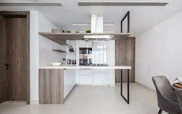 Astounding 1BR Apartment Situated In Palm Jumeirah