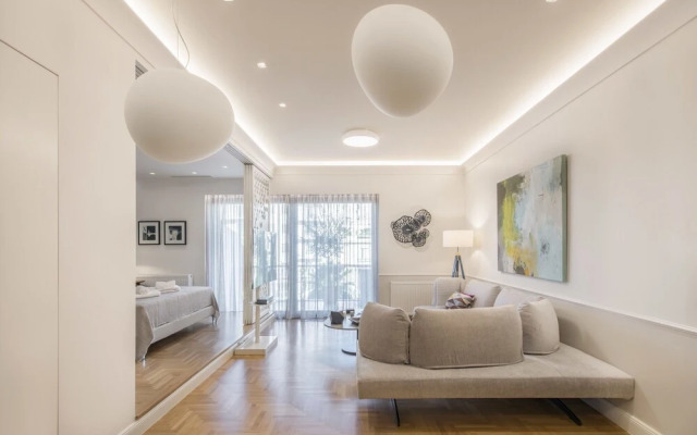 Chic central Athens apartment at Mavilli Sq.