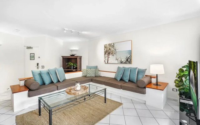 Poolside Apt. in Alamanda Beachfront Resort 54