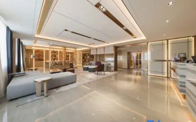Lifeng Hotel (Wujiaqu Cultural Center Municipal Government Branch)