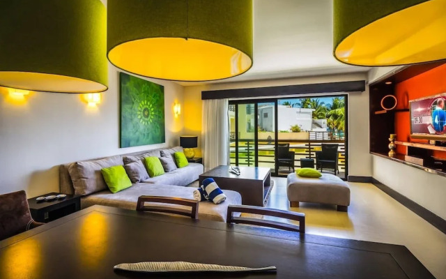 Beachfront Condo by Mamitas Beach