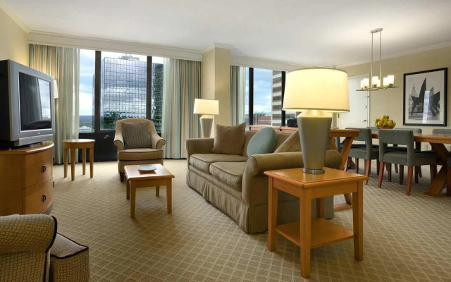 DoubleTree by Hilton Hartford Downtown