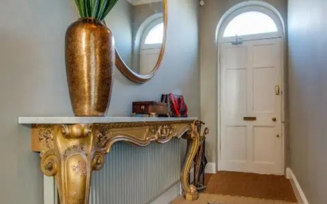 Montpellier Townhouse