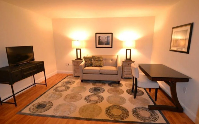 Shelter Cove Apartments