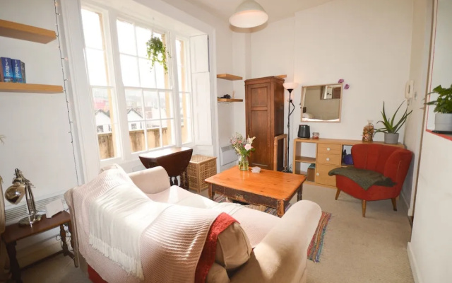 Gloucester Road Studio Flat