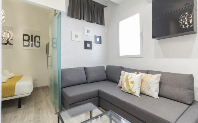 Dobo Homes Ronda De Valencia Apartment