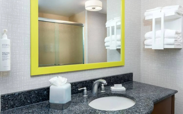 Hampton Inn & Suites Farmington