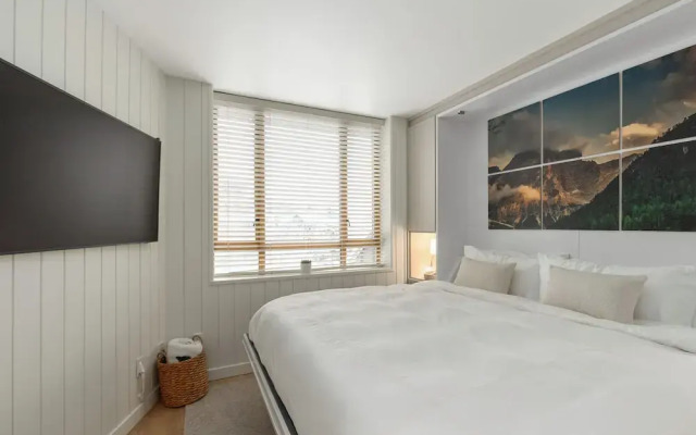 Whistler Cascade Lodge