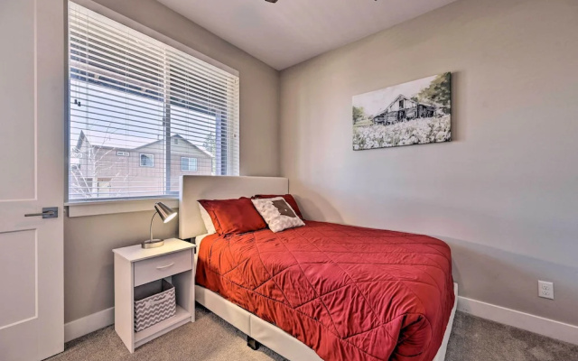 Spacious Flagstaff Home w/ Fenced Yard & Grill!