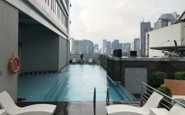 Premium Location 2BR Apartment @ FX Residence