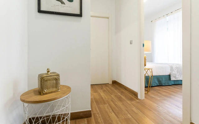 Magnificent 2 BD apartment in the city center. Recaredo VI